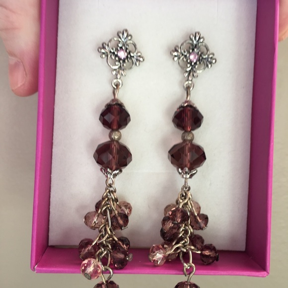 🔻PRICE DROP‼️ Vintage, Sugar Plum, Drop Earrings - Picture 2 of 5